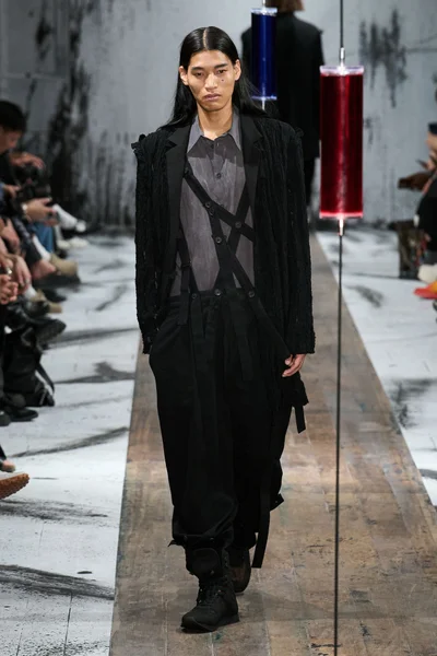 Look 33